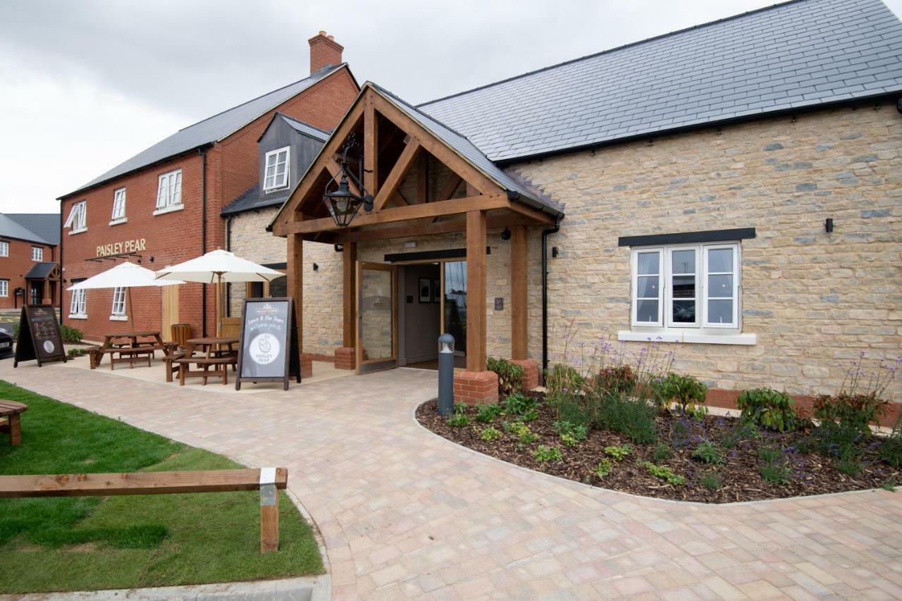 Paisley Pear, Brackley By Marston'S Inns מראה חיצוני תמונה