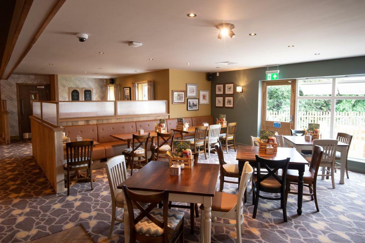 Paisley Pear, Brackley By Marston'S Inns מראה חיצוני תמונה